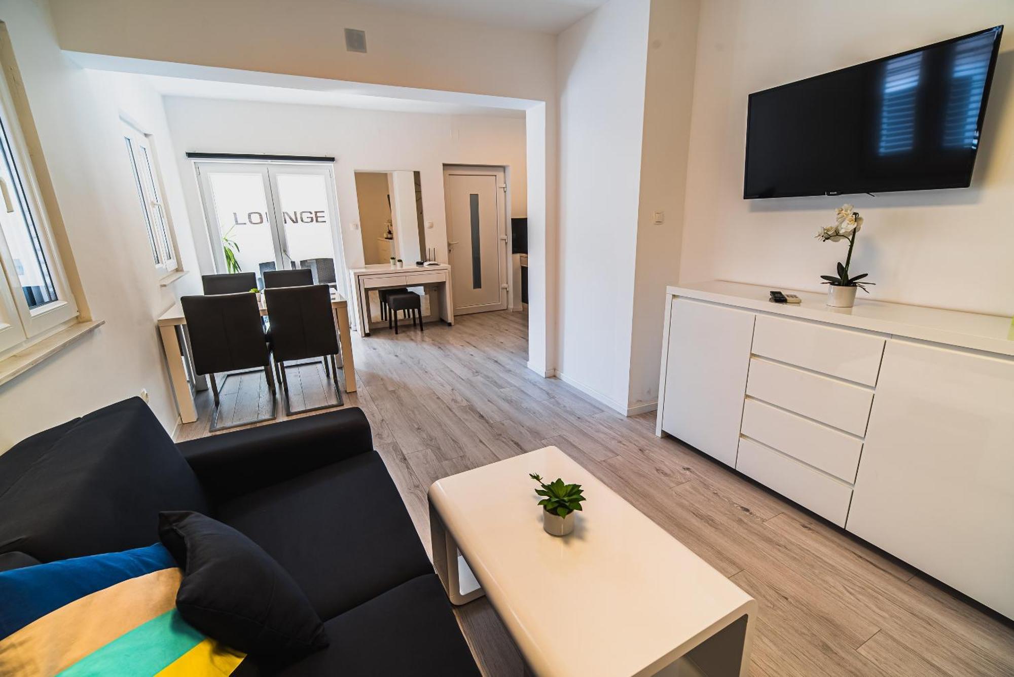 Downtown Park Apartments With Balcony Vodice Zimmer foto