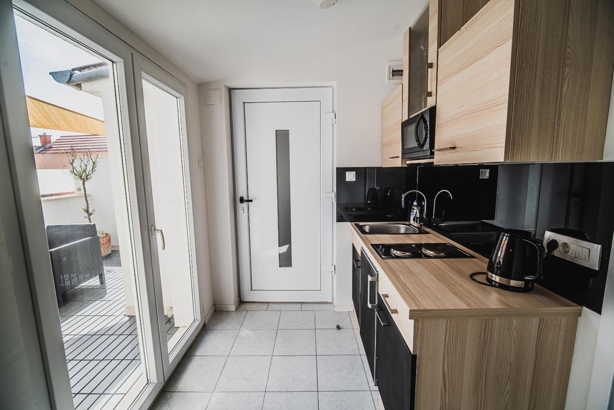 Downtown Park Apartments With Balcony Vodice Zimmer foto