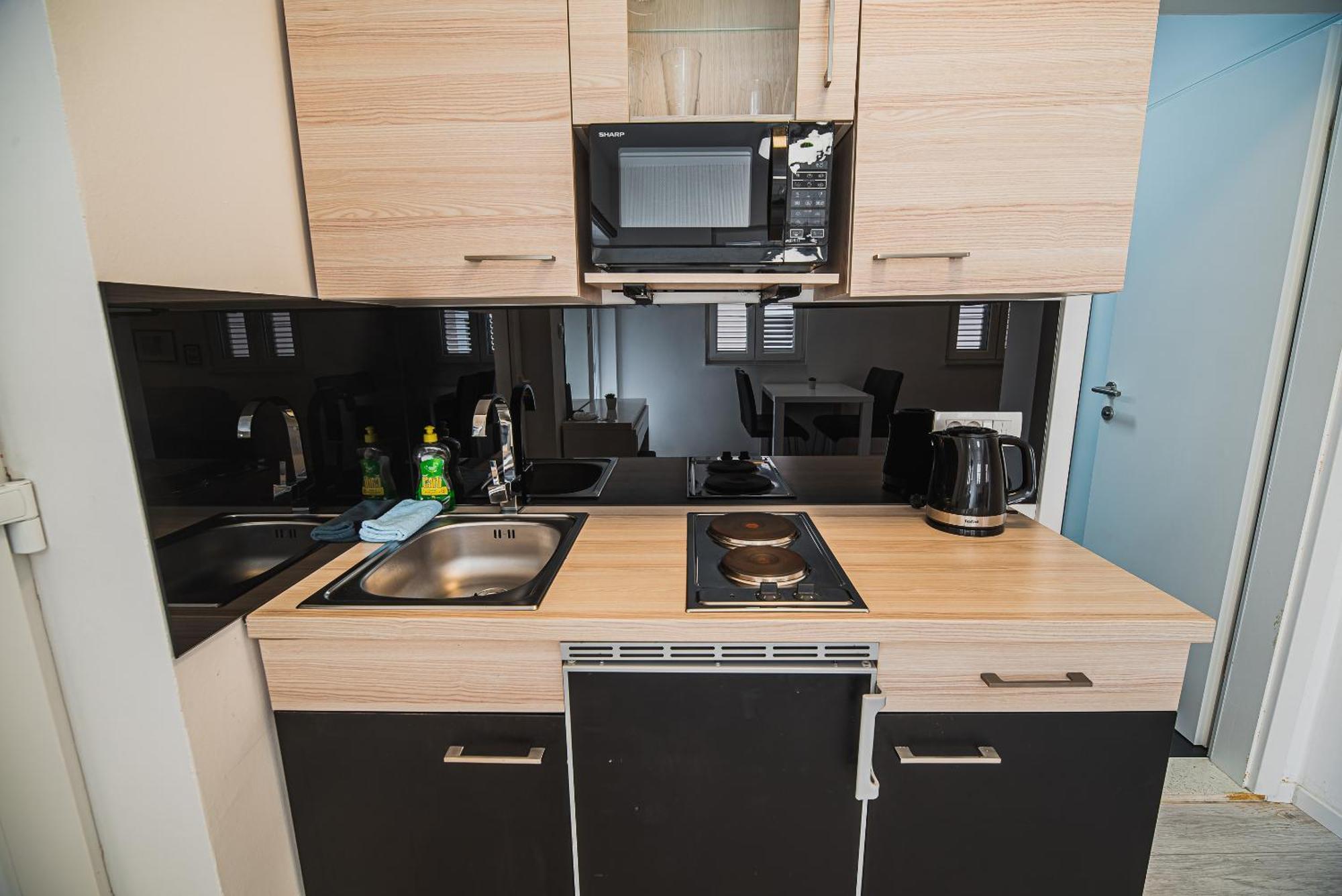 Downtown Park Apartments With Balcony Vodice Zimmer foto